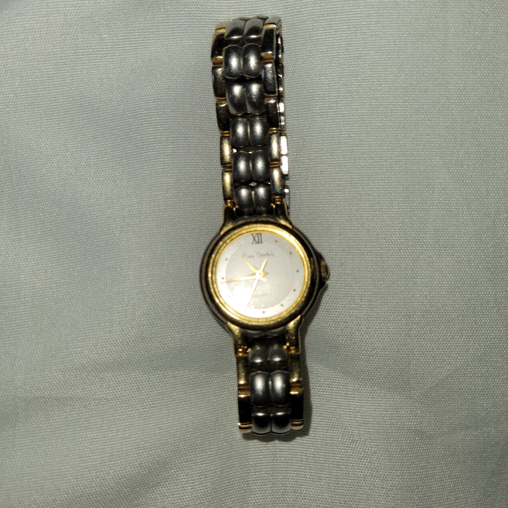 Pierre Cardin Ladies Watch - Picture 2 of 2